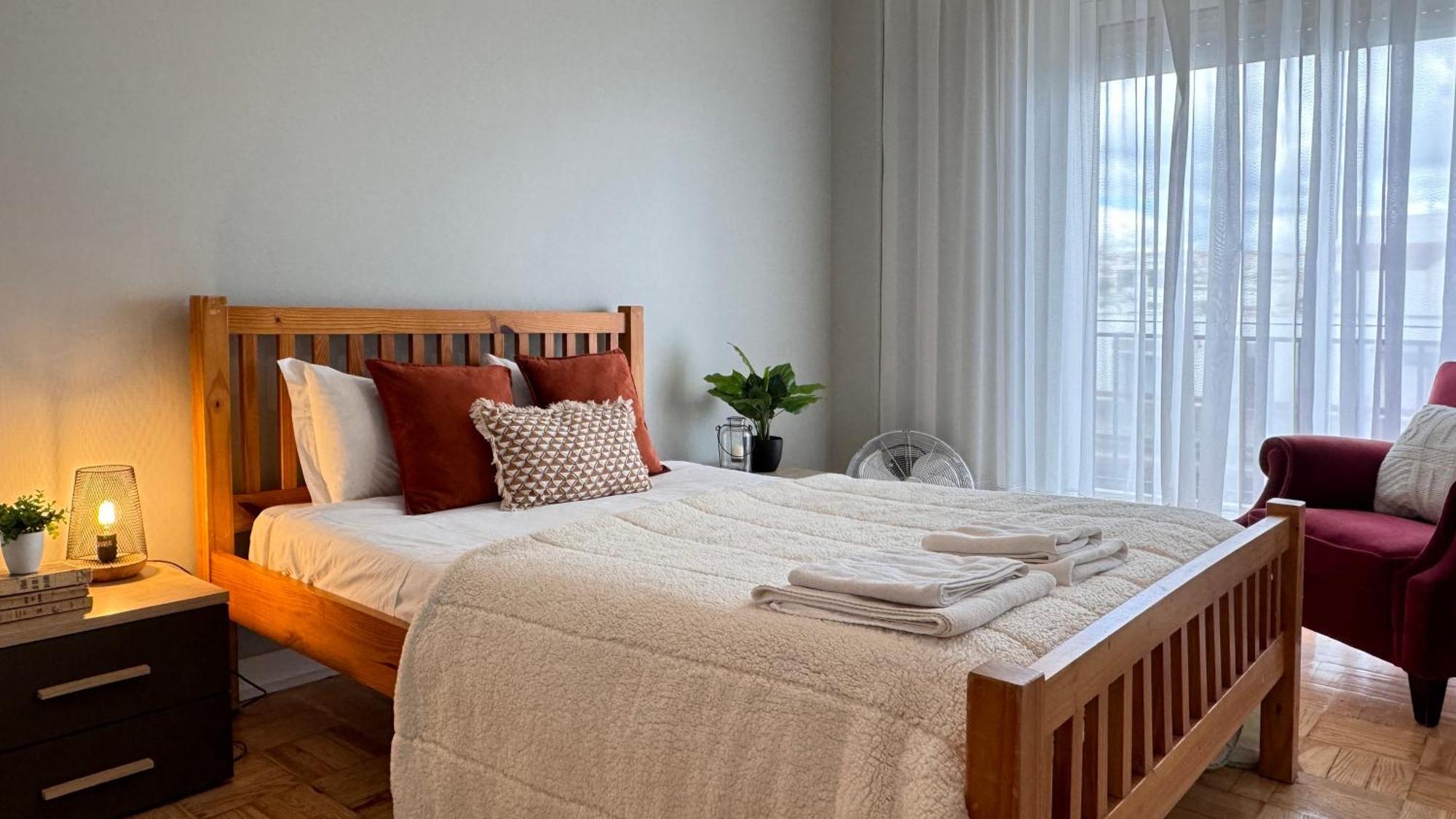 Sunny 4 Bedroom Apartment - With View كويمبرا المظهر الخارجي الصورة